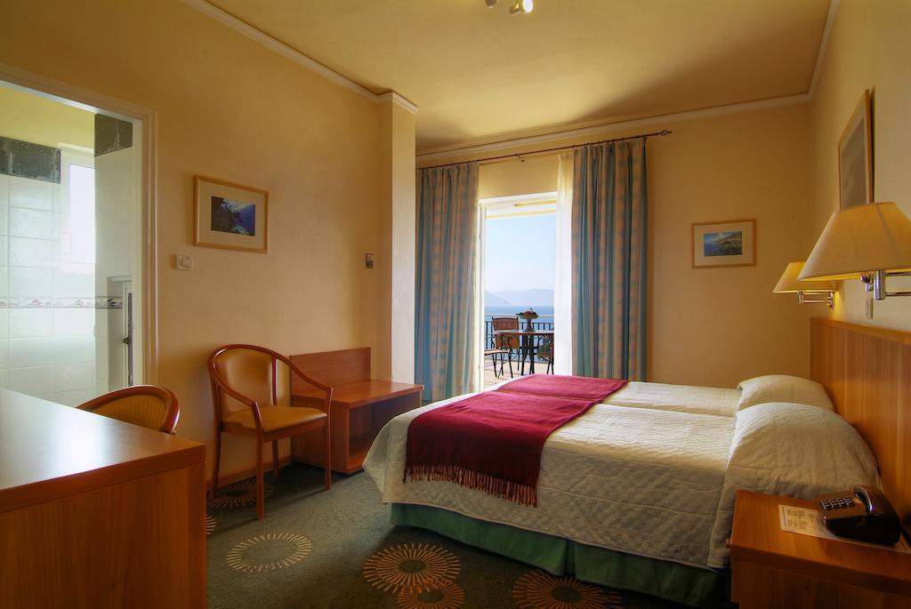 Hotel Kalafati Итеа Екстериор снимка