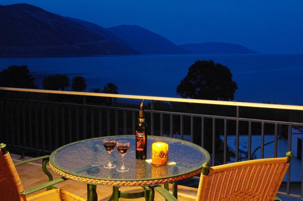 Hotel Kalafati Итеа Екстериор снимка